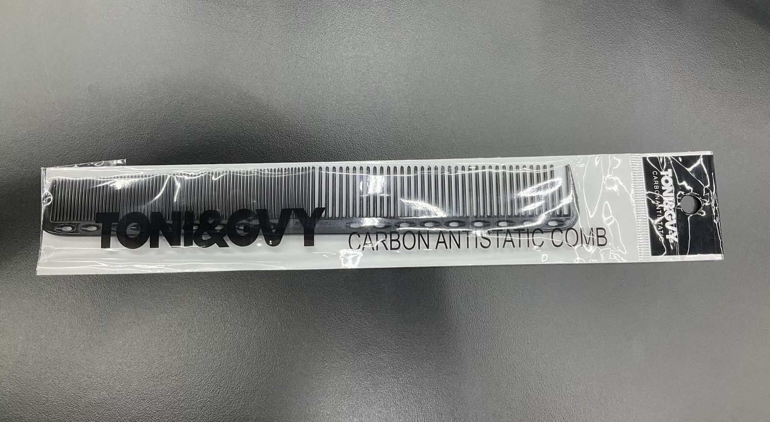 Toni&amp;Gvy Carbon Antistatic Comb