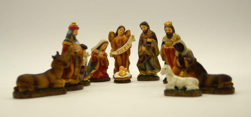 TC534 4.5in Nativity Set 11 piece