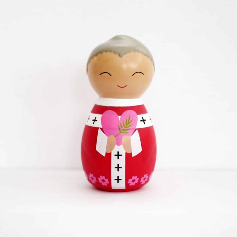      4318 St. Valentine Shinning Light Doll
