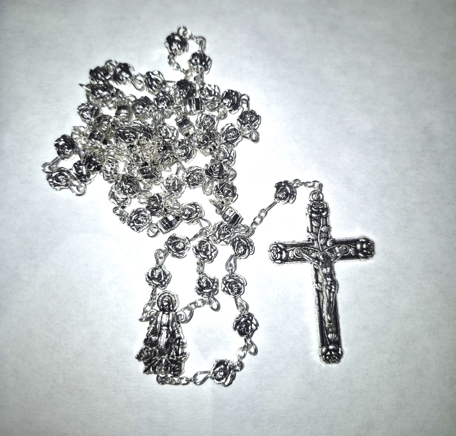 26-4986 Rose Metal Charm Rosary