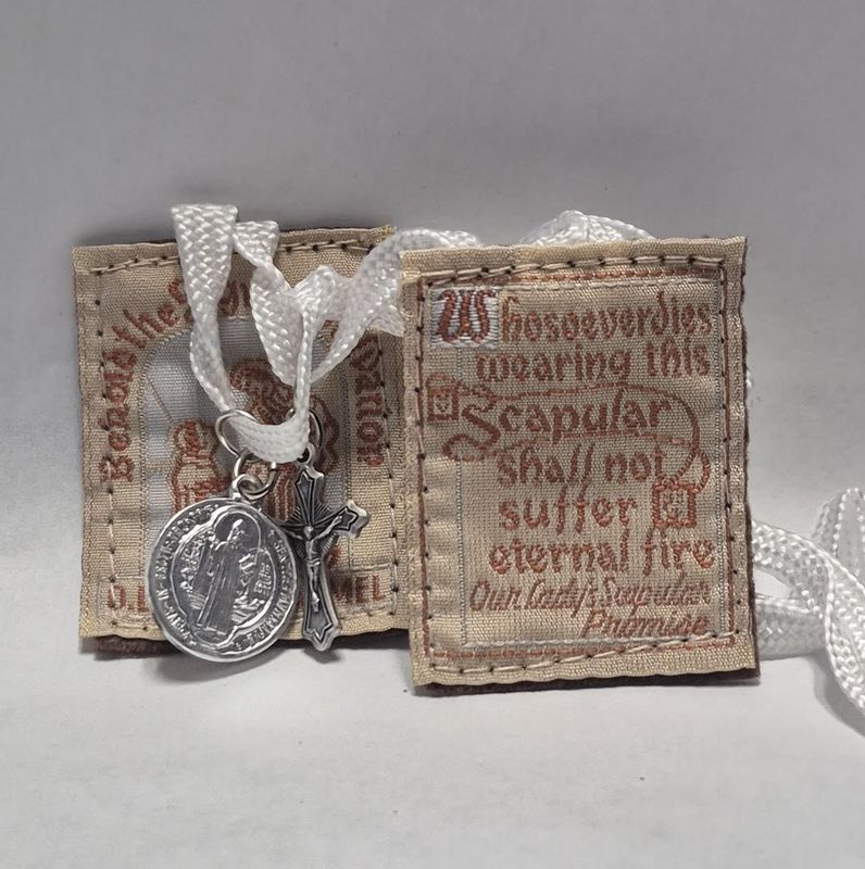 PL870WH/BE Scapular - White, W/BE Medal/CFX