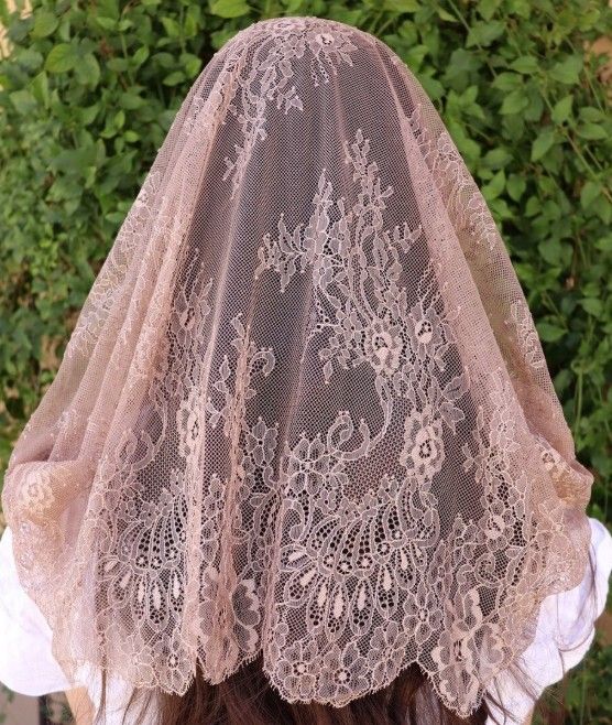 9116 Francisca Infinity Veil-Mocha