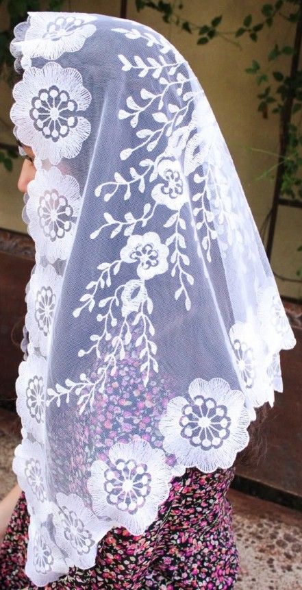 2229 - Elaina Veils - White