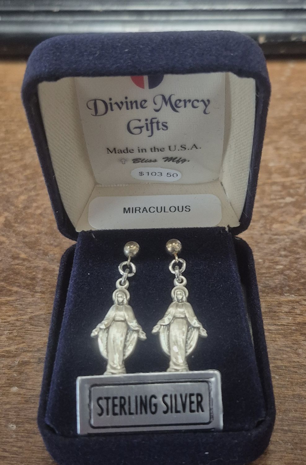Miraculous Ball Sterling Silver Post Earring E5900BPSS SS ***