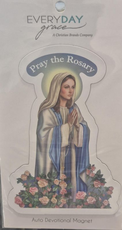        Pray the Rosary Magnet J0624