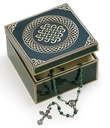        2.25" Dark Green Irish Box 19367 ***