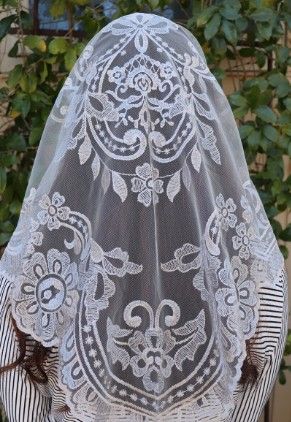 Lillian Veil Triangle Grey 9191