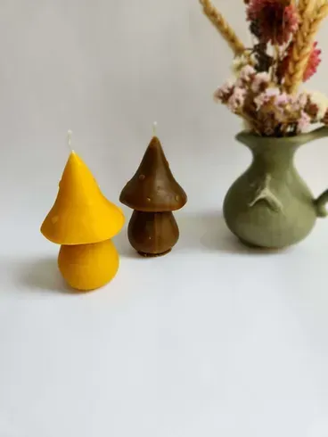 Toadstool Beeswax Candle 10cm high