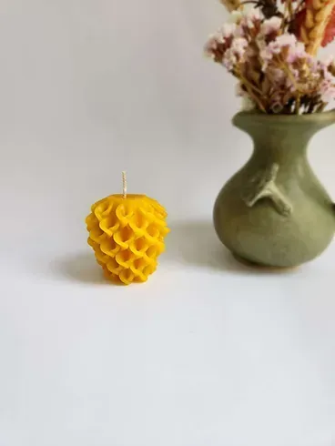Flower Beeswax Candle
