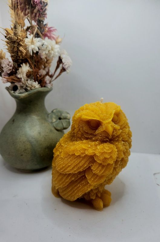 Large Owl beeswax candle