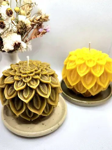 Flower Beeswax Candle