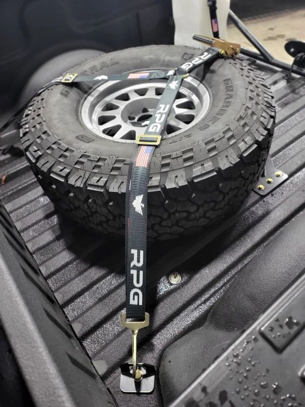 Reversible Flat Tire Mount KHC Gen 1 Raptor / Gen 11/12 F150 5.5 Bed