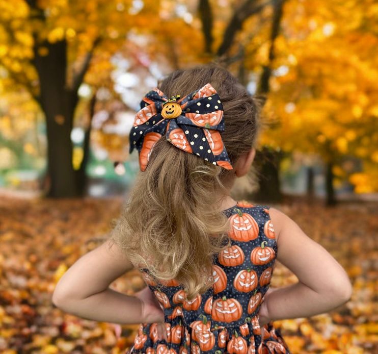 Spooktacular. Hair Bow