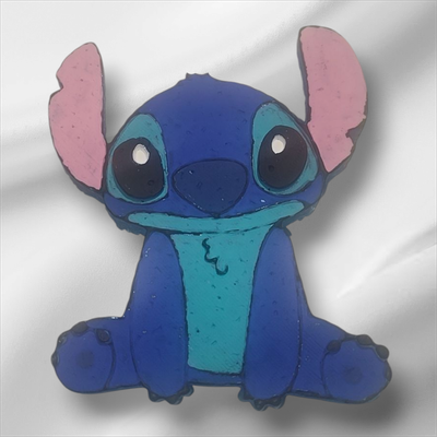 Sitting blue alien freshie