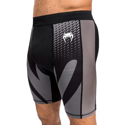 Шорты &quot;Attack Vale Tudo Short&quot;, Men&#39;s, Black, VENUM