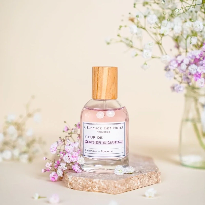 Eau de Parfum - Cherry flower - ROMANTIC 30ml Eau de Parfum - Cherry flower - ROMANTIC 30ml