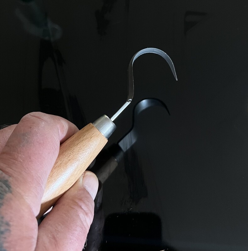 Drawknife for creating Deadwood by hand