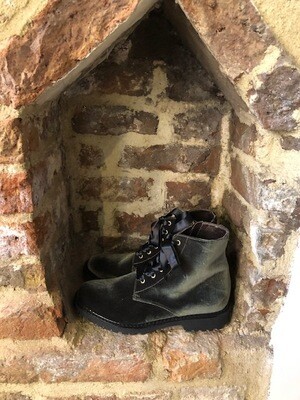 Hip Shoe Style Molly green velvet (outlet) Hip Shoe Style Molly green velvet (outlet)