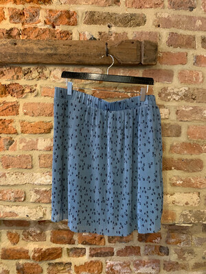 Gestuz Jeanett Skirt - Blue Flower (outlet) Gestuz Jeanett Skirt - Blue Flower (outlet)