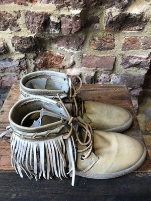 Cha Boots Sneaker Fringle Beige (outlet) Cha Boots Sneaker Fringle Beige (outlet)