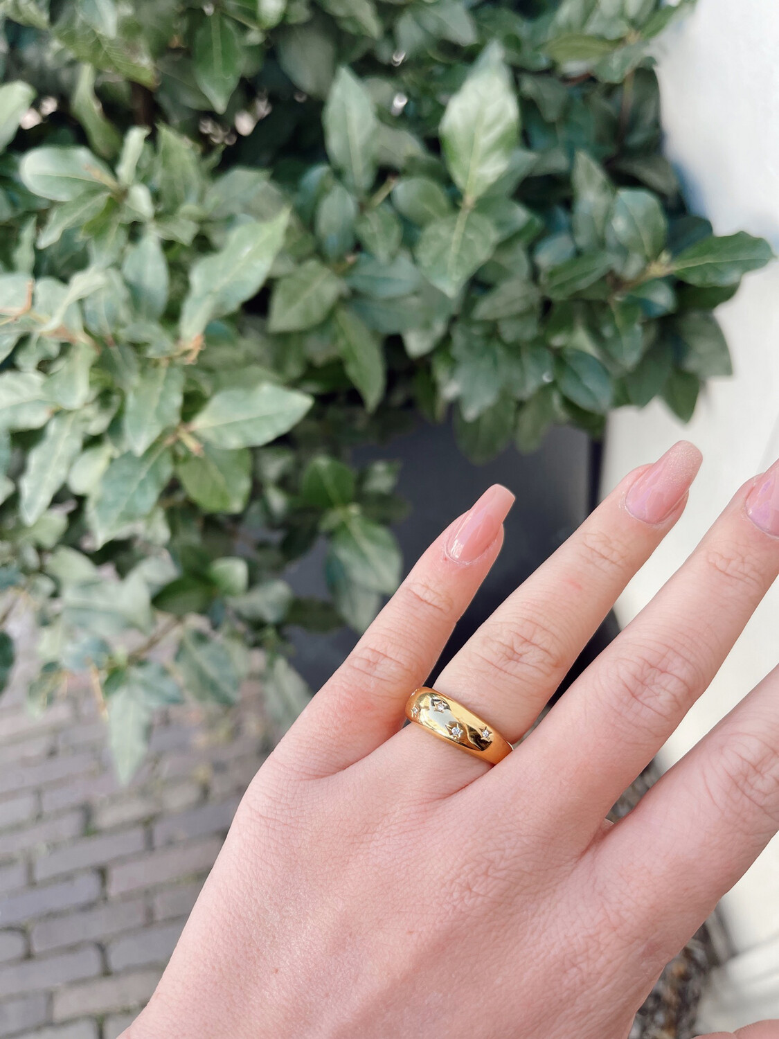 Rocky Rosa Diamant Star Ring  - Gold