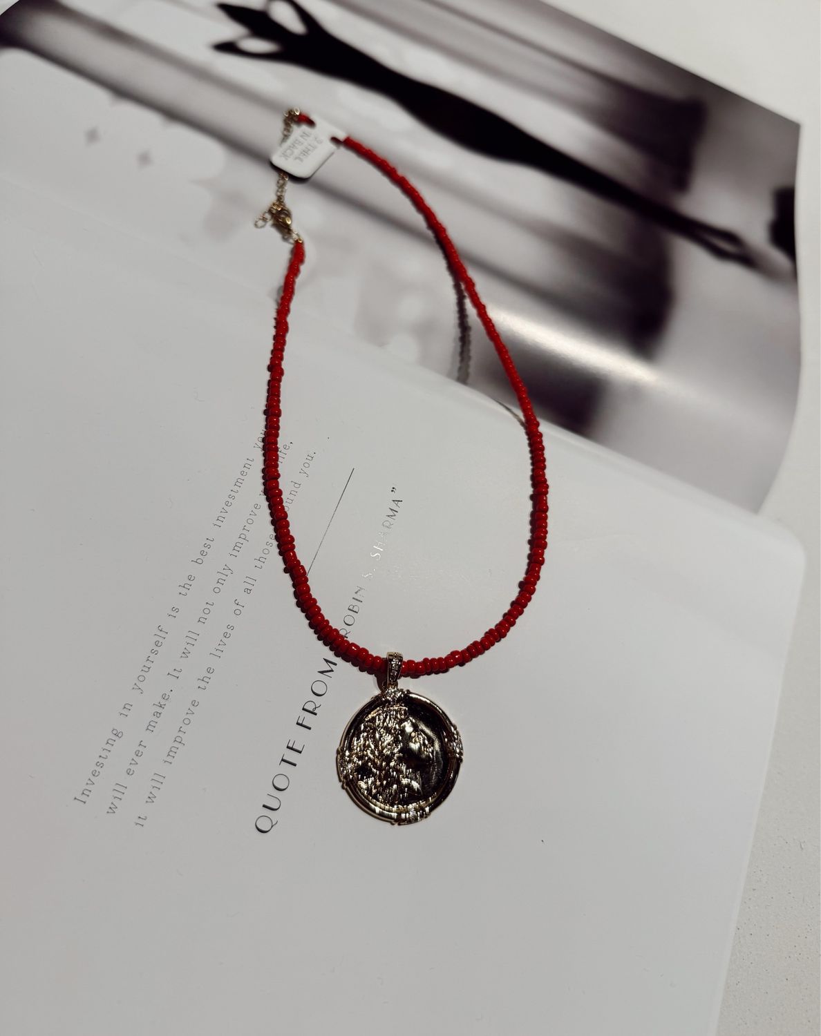 2 the moon and back Chain queen - Red