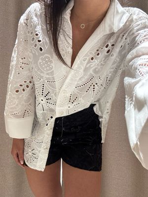 Access Blouse Broderie - White