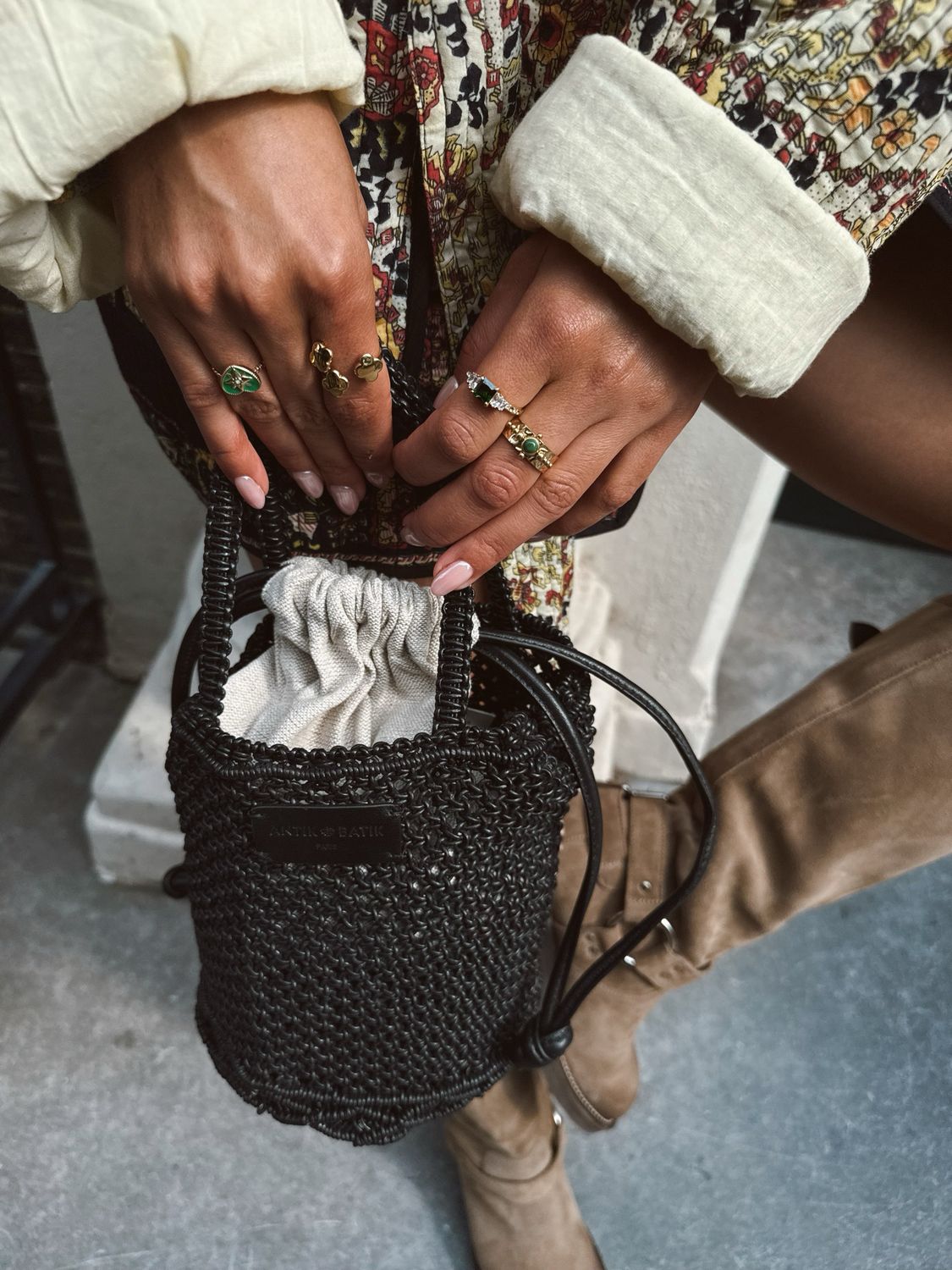 Antik Batik Bag Bucket Meryl - Black