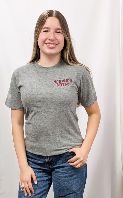 Grey PT Shirt "Norwich Mom"