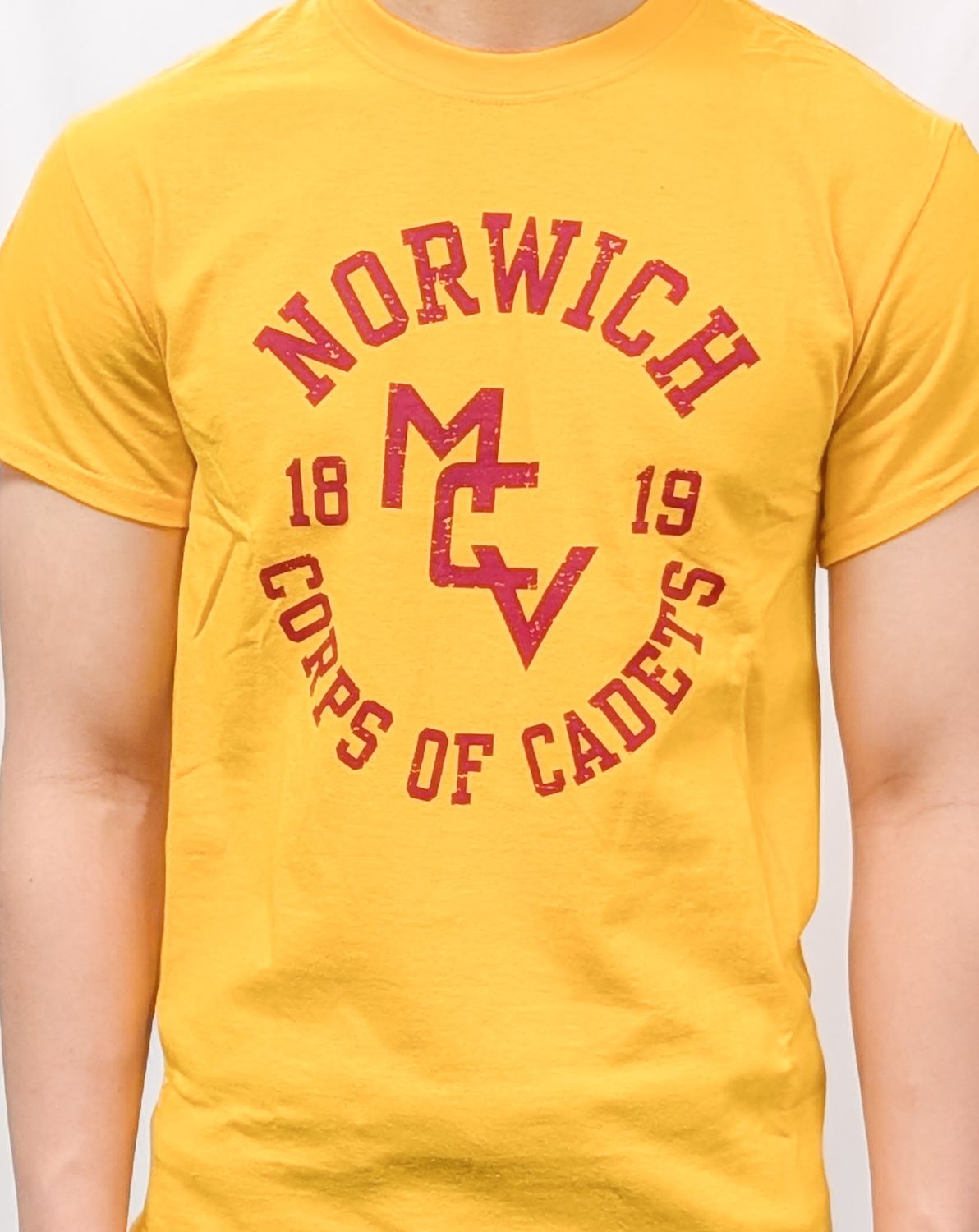 MCV 1819 T-Shirt Gold
