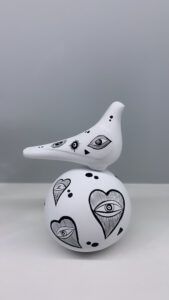 Sophia,Scultura Dove on sphere