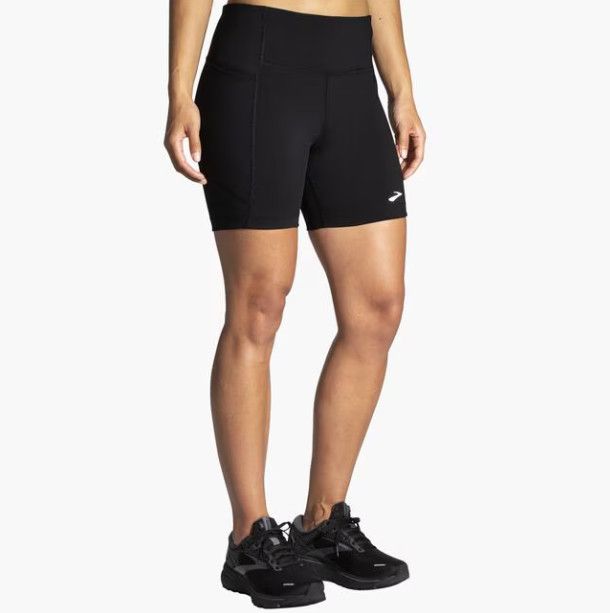 BROOKS WOMENS MOMENT 5&quot; SHORT TIGHT