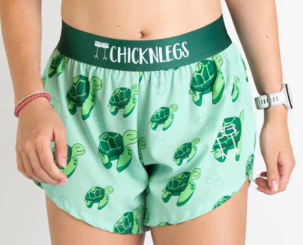 CHICKNLEGS WOMENS SEA TURTLES 4&quot; SPLIT SHORTS