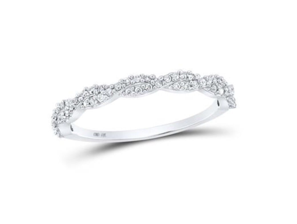 10k White Gold 1/6 ctw Diamond Band
