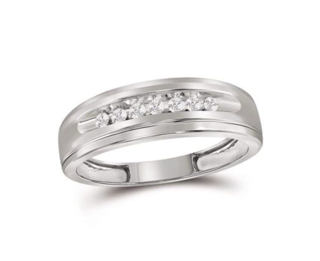 10k White Gold 1/6 ctw Diamond Gents Ring