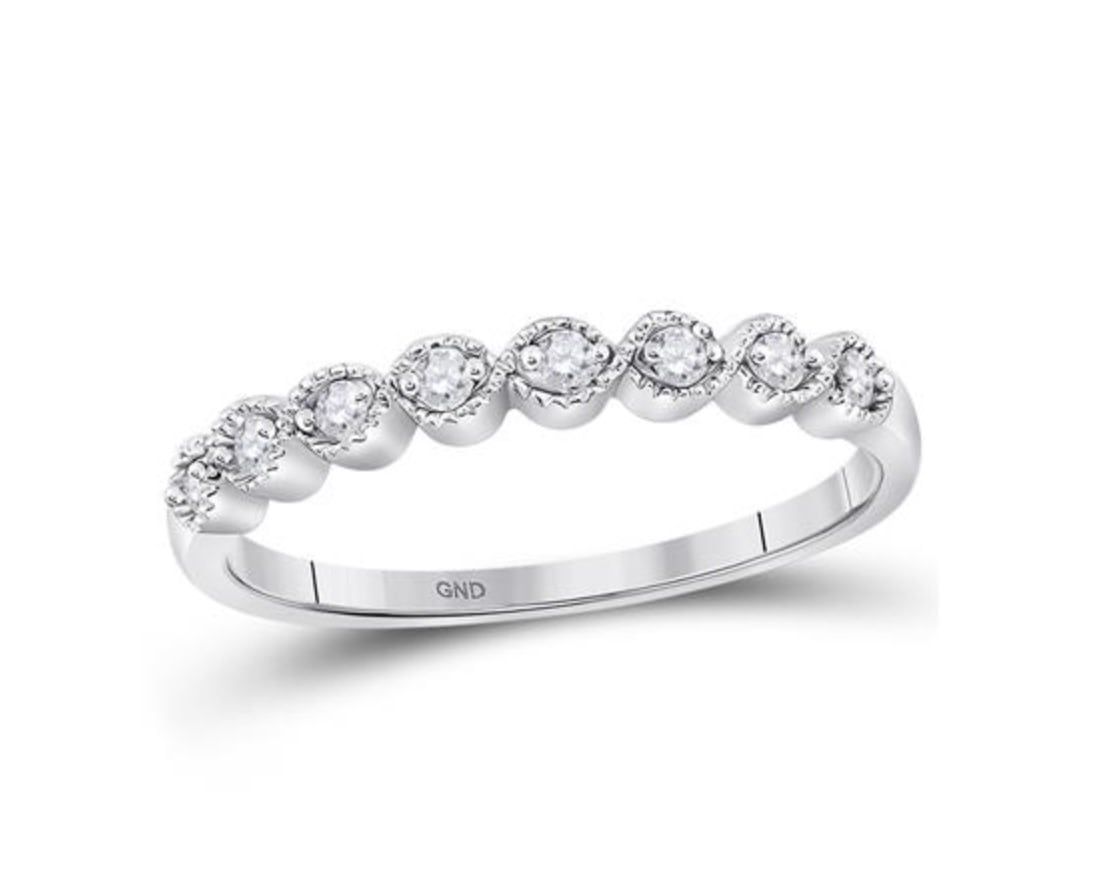 10k White Gold 1/10 ctw Diamond Band