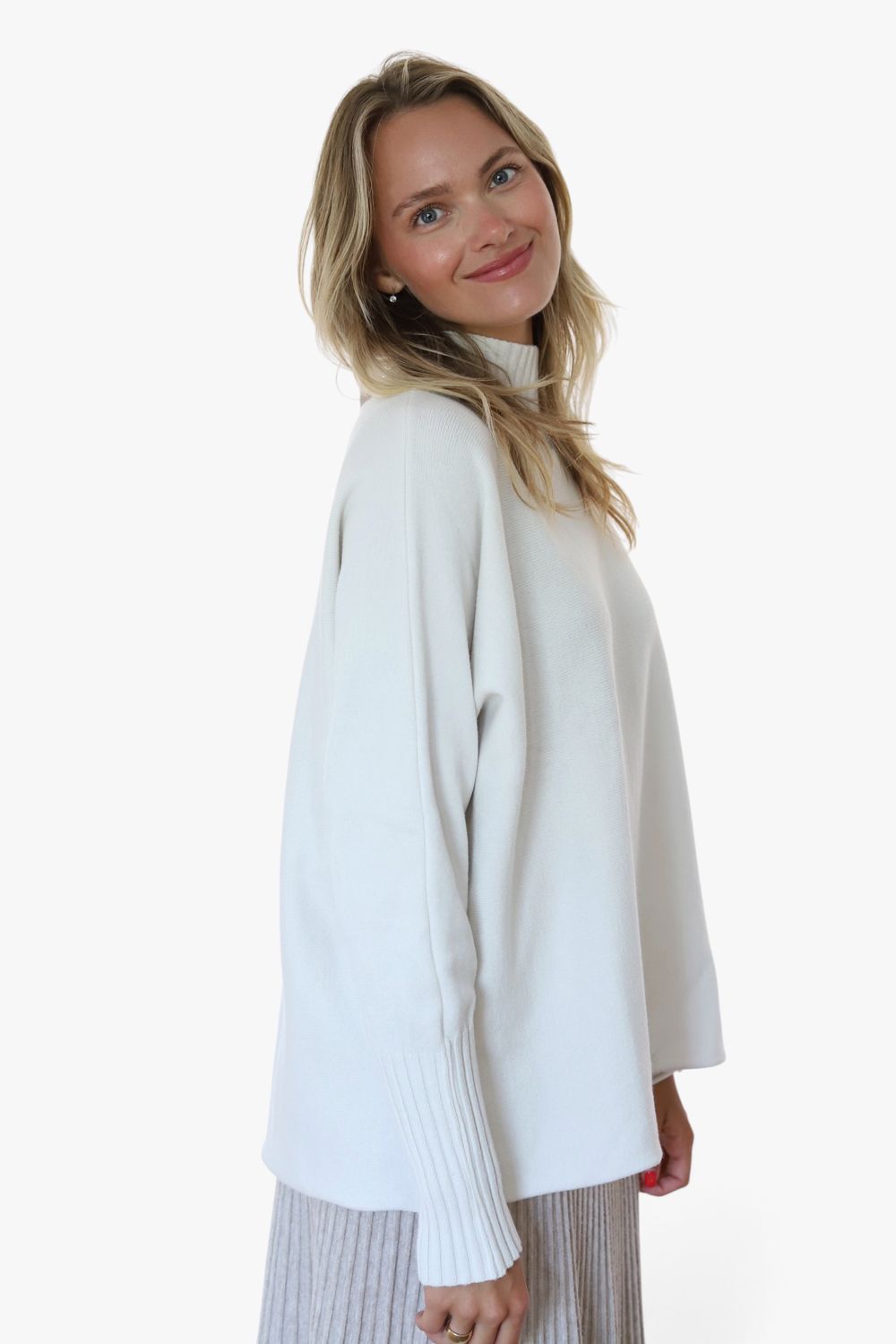 Fable Sweater- Ecru