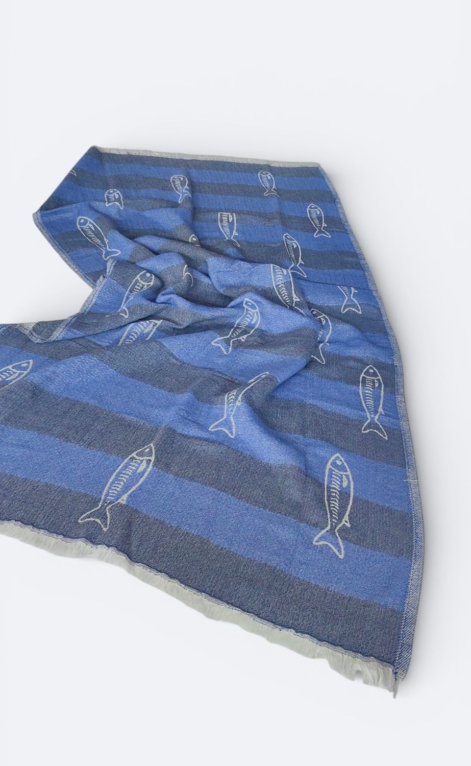 DORSEA fish towel