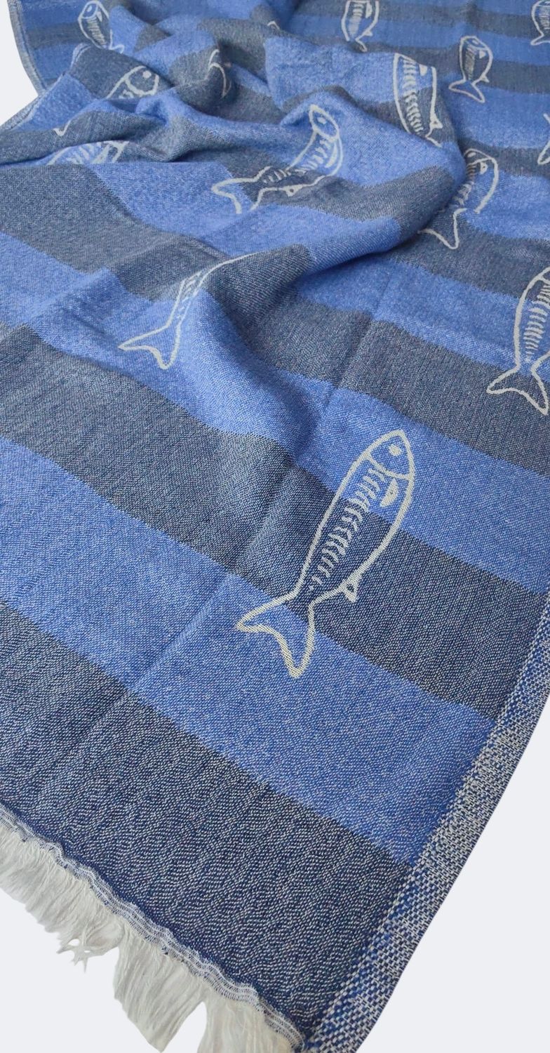 DORSEA fish towel
