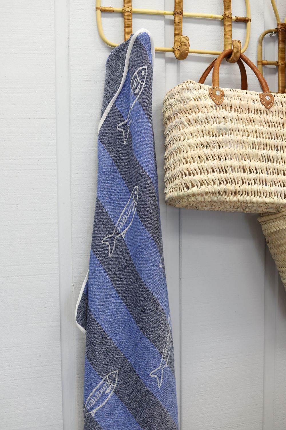 DORSEA Baby Fish Towel