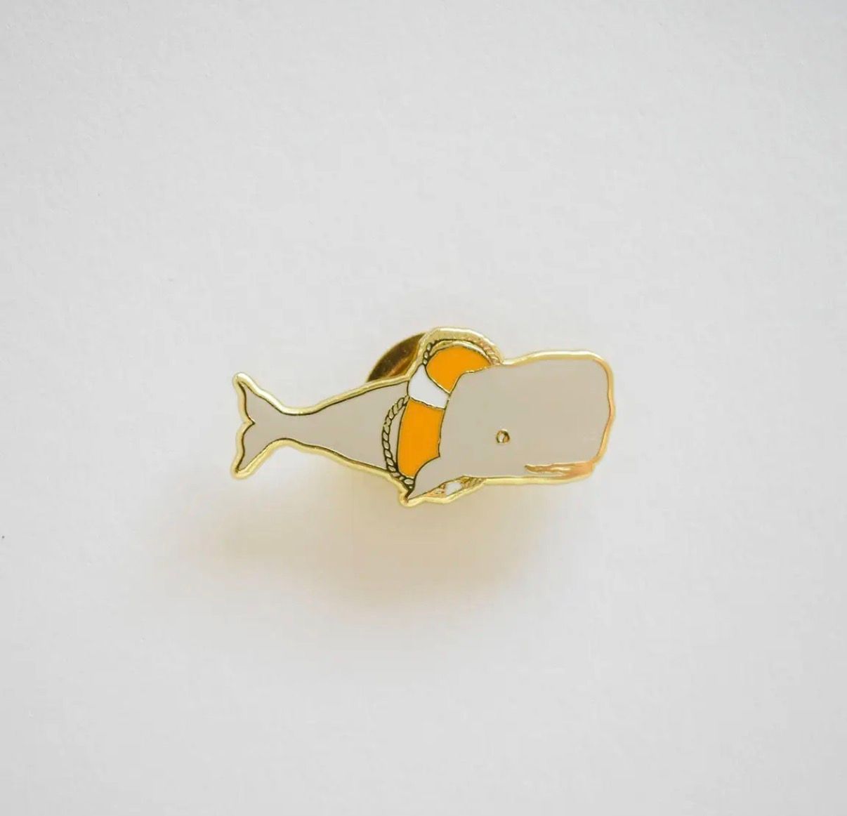 Whale Needle Minder