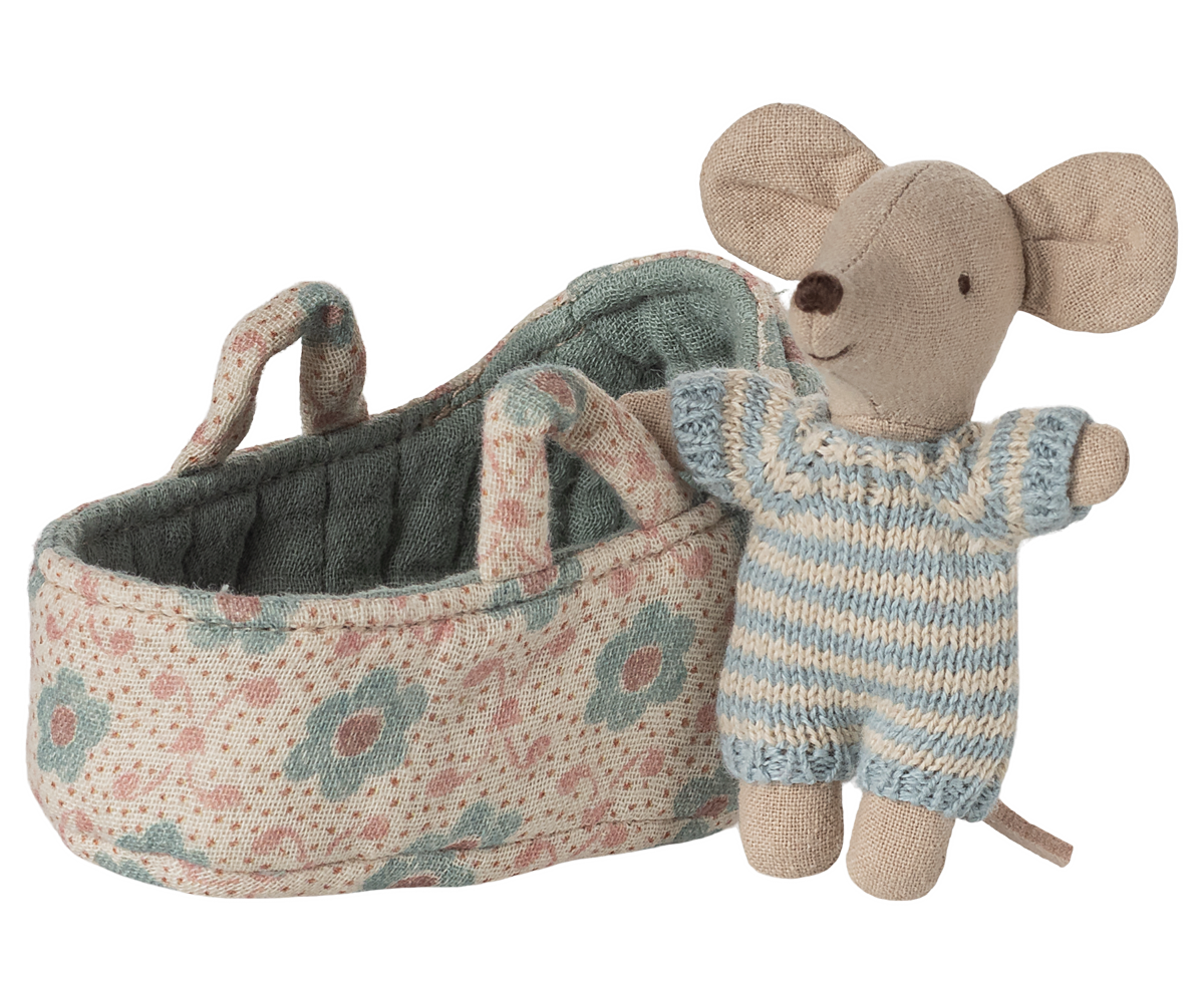 Baby mouse in carry cot-Blue