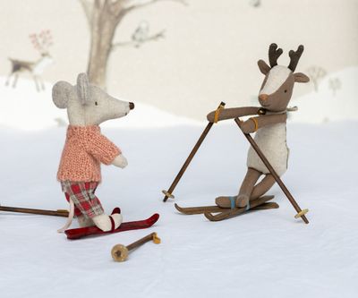 Winter Mouse with Ski Set Big Sister