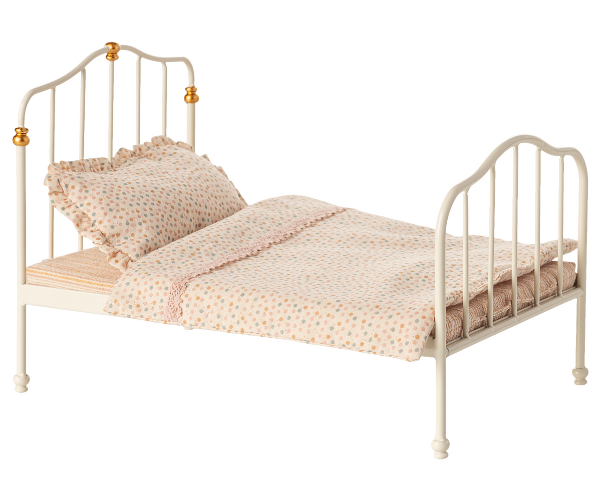 Vintage Bed, Mouse -Off White