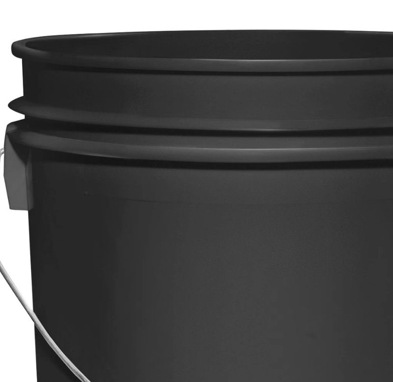 5 GAL BLACK BUCKET