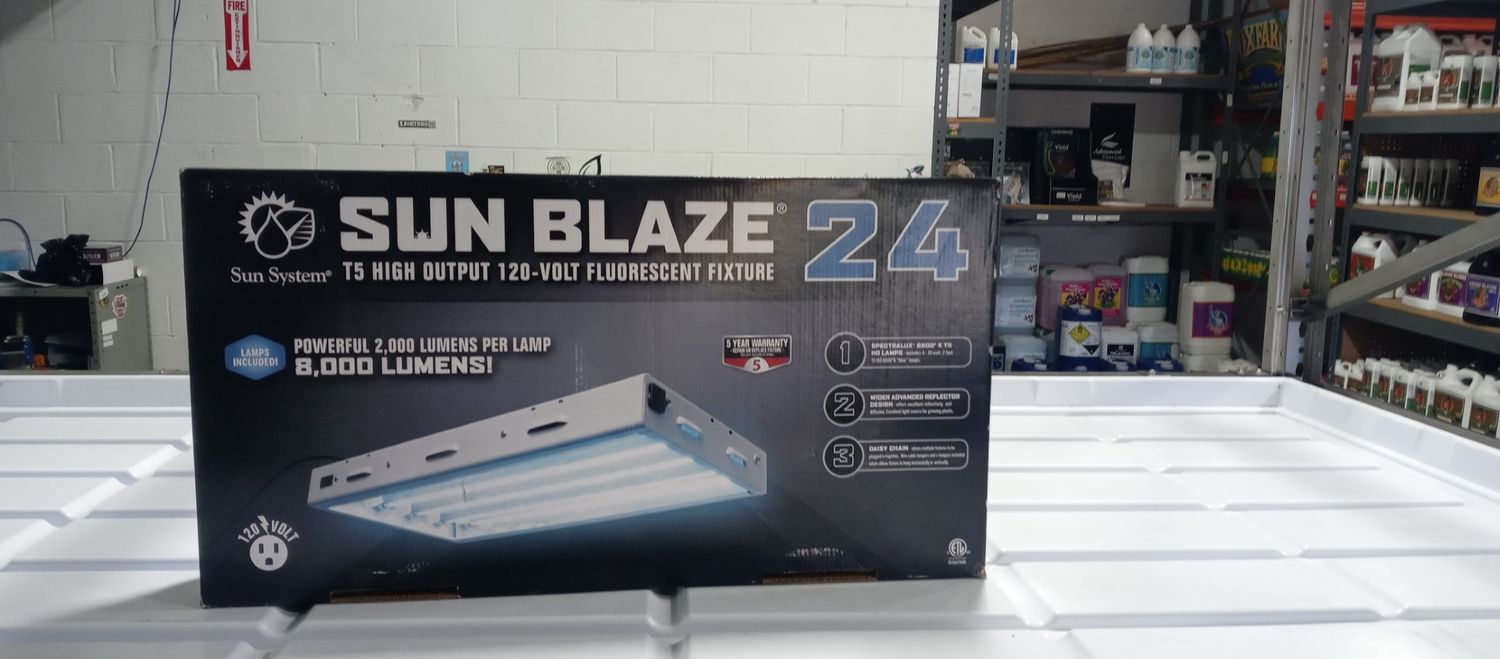 SUN BLAZE® T5 HO FLUORESCENT LIGHT FIXTURE T5 HO 24-2 FT X 4FT BULB FIXTURE