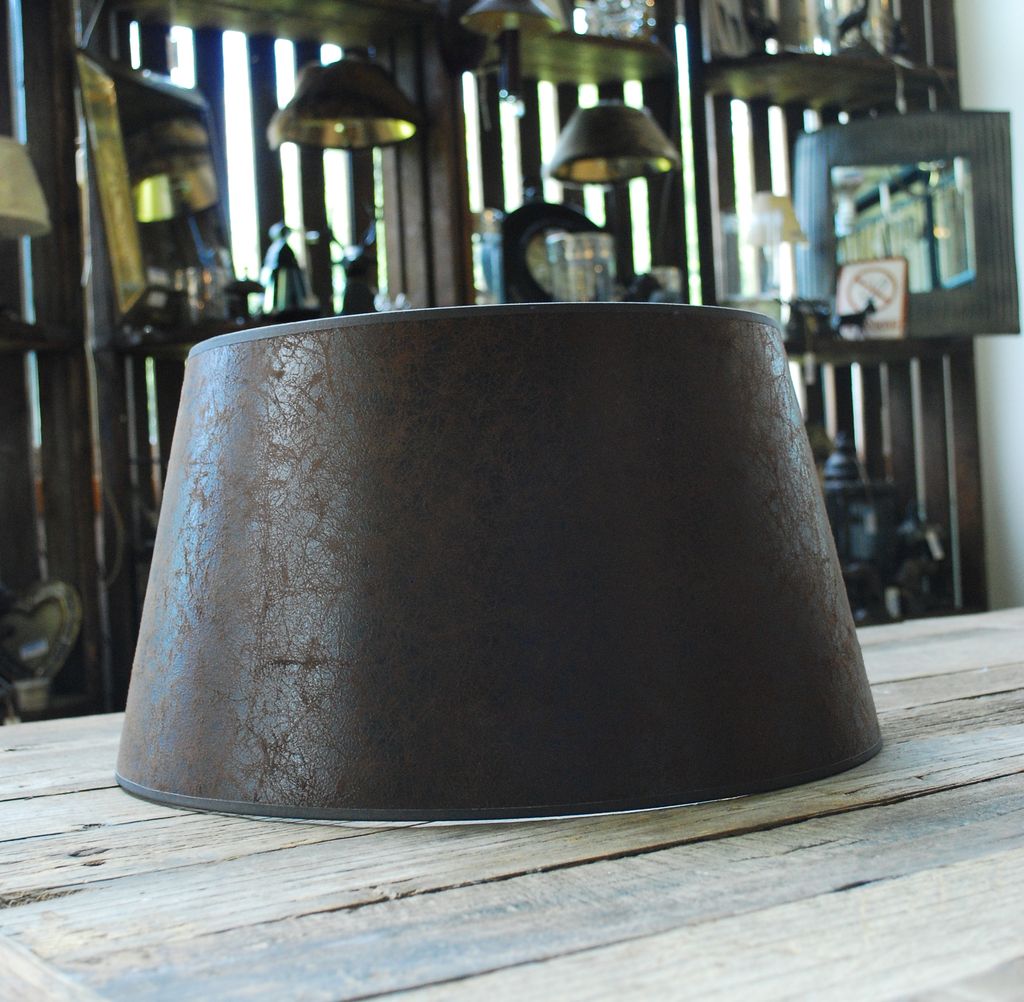 Cylinder shade vintage way on gold 40 cm