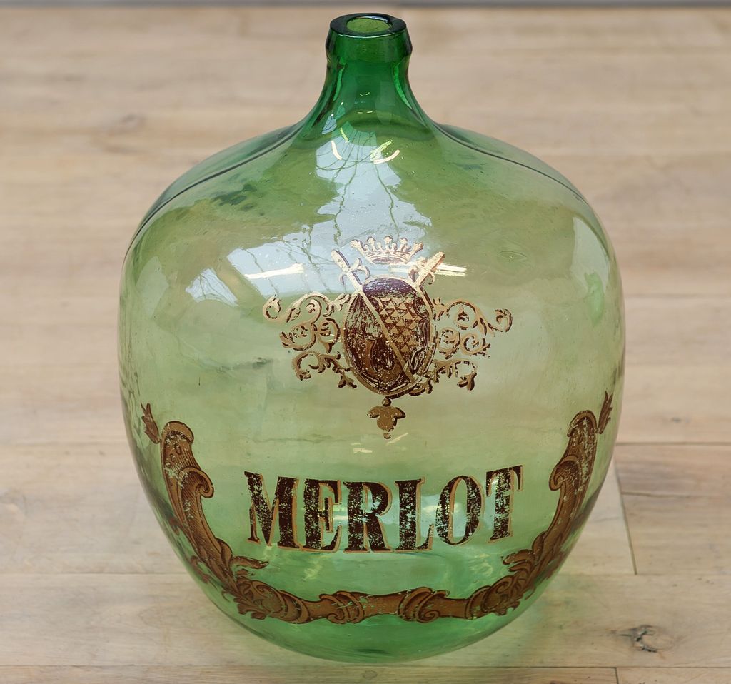 HANDPRINTED BLOWED BOWED BOTTLE &#39;MERLOT&#39;