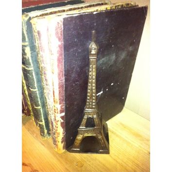 EIFFEL TOWER BOOKEND