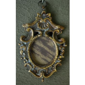 Hanging P-frame &quot;&quot;Shell&quot;&quot; brass